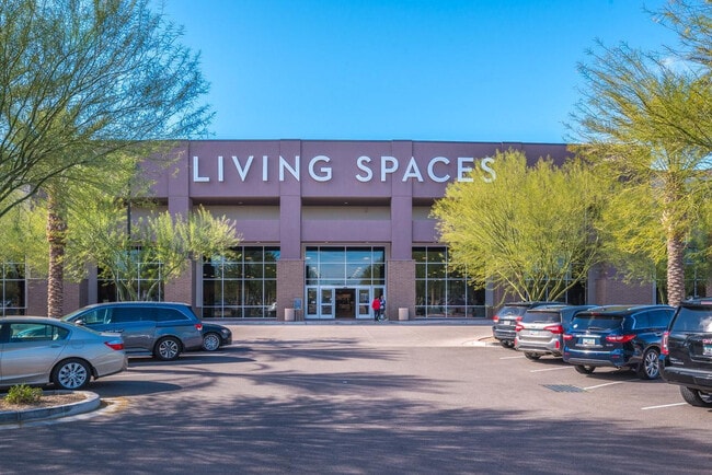 Building Photo - 1628 E Canyon Creek Dr