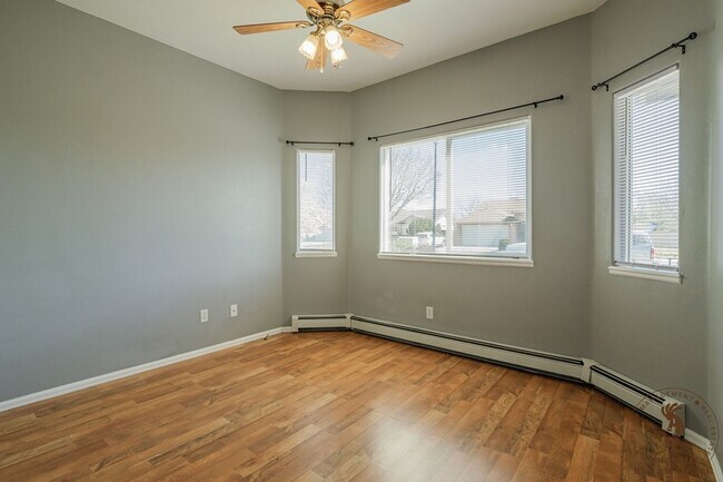 Building Photo - 601 Silver Plume Dr