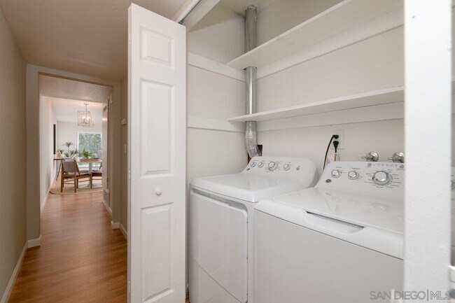 Building Photo - 2738 Erie St