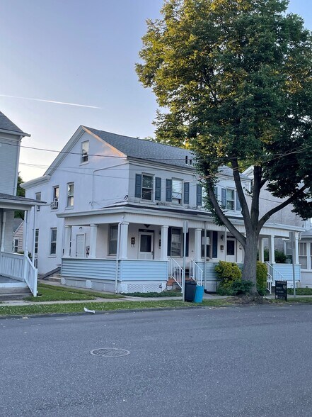 Building Photo - 258 2nd St