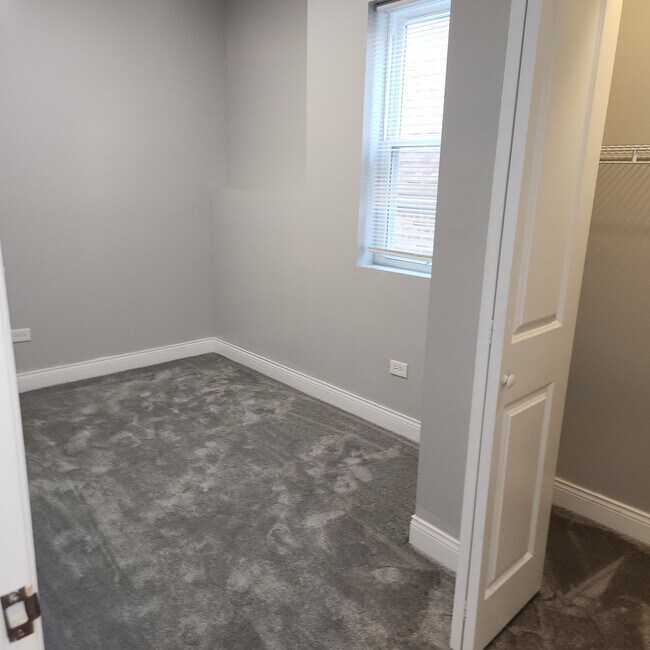 BEDROOM #2 - 4440 W Maypole Ave