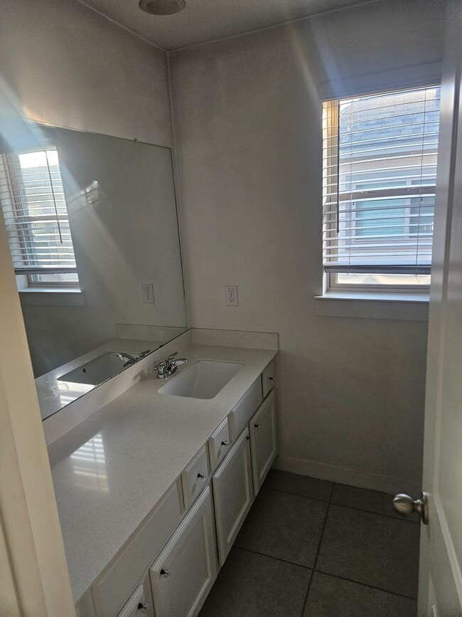 Building Photo - 5115 Klein Orchard Dr