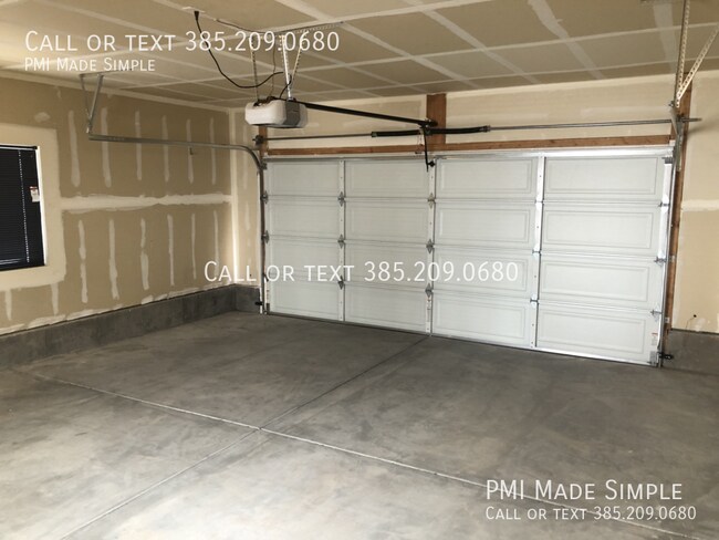 Building Photo - 1634 N Westview Ln