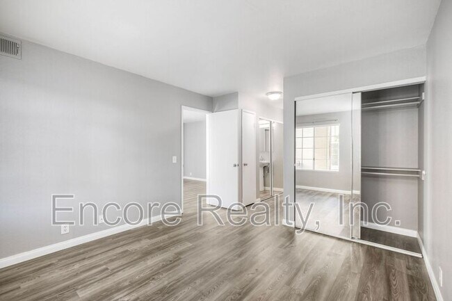 Building Photo - 7349 Calle Cristobal