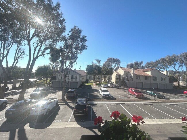 Building Photo - ***Updated 1 bed, 1 bath, 733 sqft Condo in the Heart of La Costa - Available 12/14***