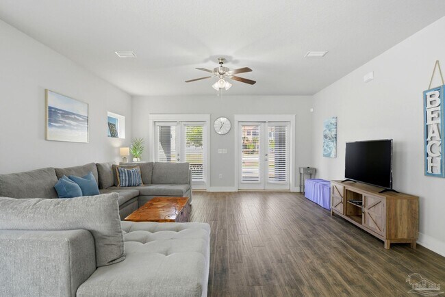 Building Photo - 7967 Double Gate Dr