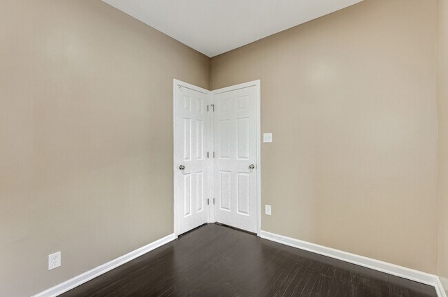 Building Photo - 6723 S Chappel Ave
