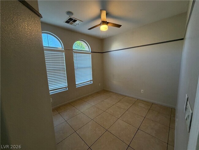 Building Photo - 9196 Grand Sunburst Ct