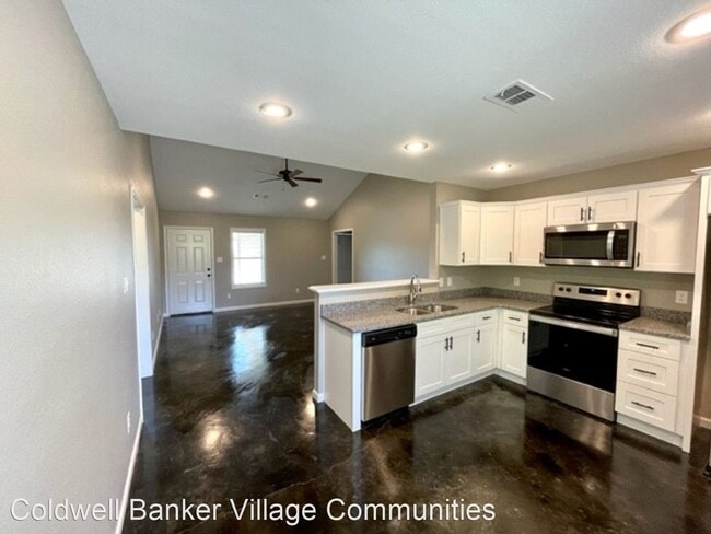 Building Photo - 3 br, 2 bath House - 1208 Timberpoint Circle