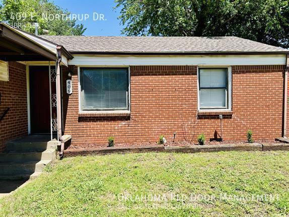 Building Photo - 409 E Northrup Dr