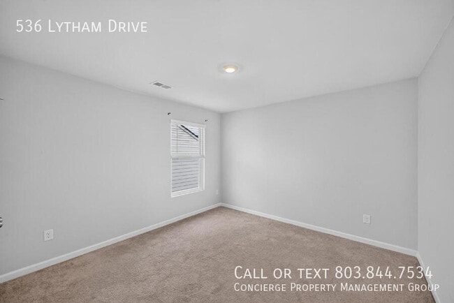 Building Photo - 536 Lytham Dr