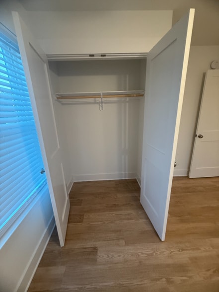 Building Photo - 213 W Palmetto St