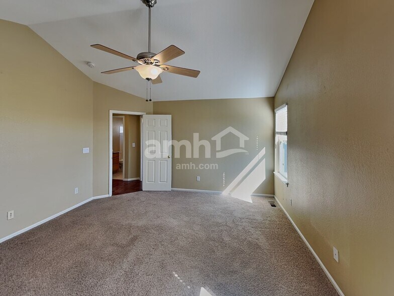 Building Photo - 22414 Quail Run Ln