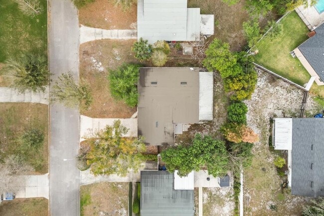 Building Photo - 524 Byron Rd