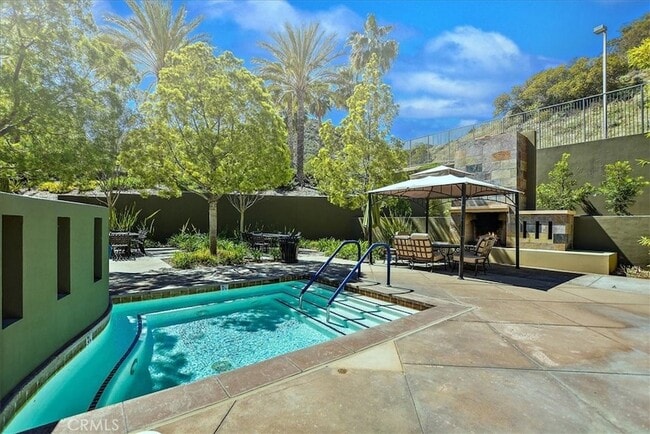 Building Photo - 8594 Cuyamaca St