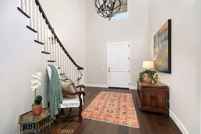 Building Photo - 27 Via Monarca St