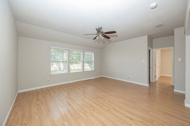 Building Photo - 6405 Calloway Dr