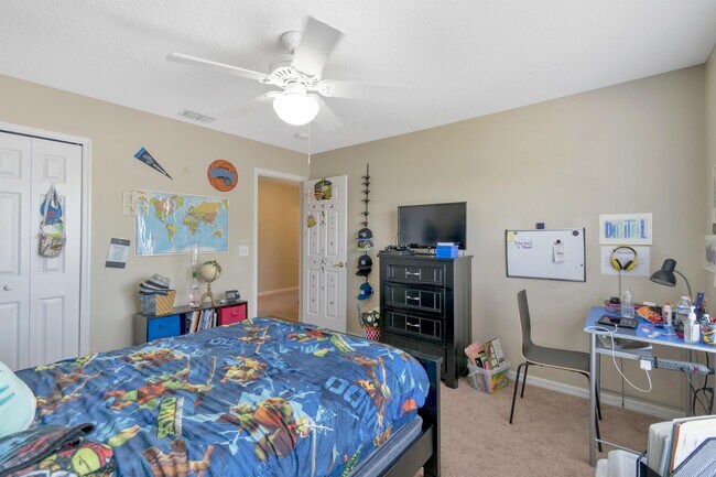 Building Photo - 5145 Marbella Isle Dr