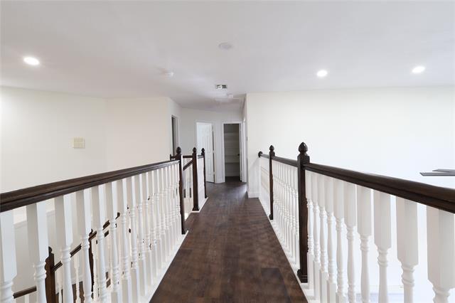 Building Photo - 5901 Louisville Dr