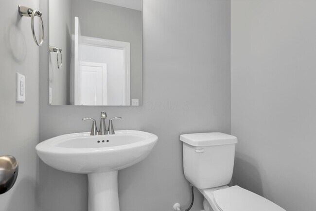 Building Photo - 12122 Warbler Wy