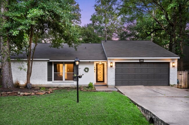 Building Photo - 20 Yewleaf Rd