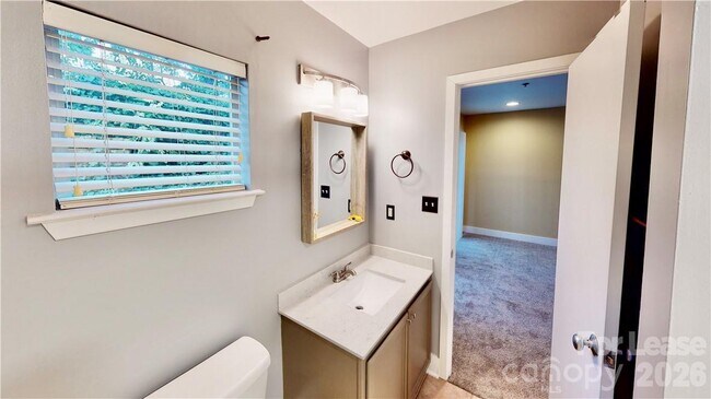 Building Photo - 2062 Atherton Heights Ln