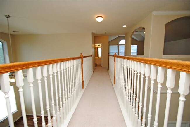 Building Photo - 21907 Hannover Village Ct