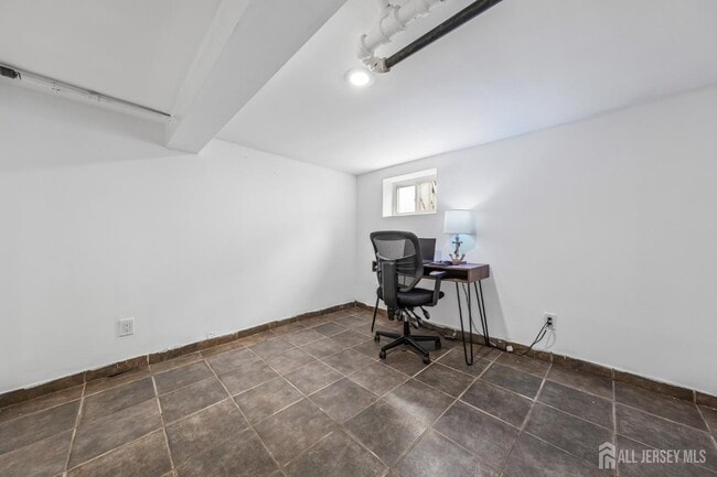 Building Photo - 1 Fitch St