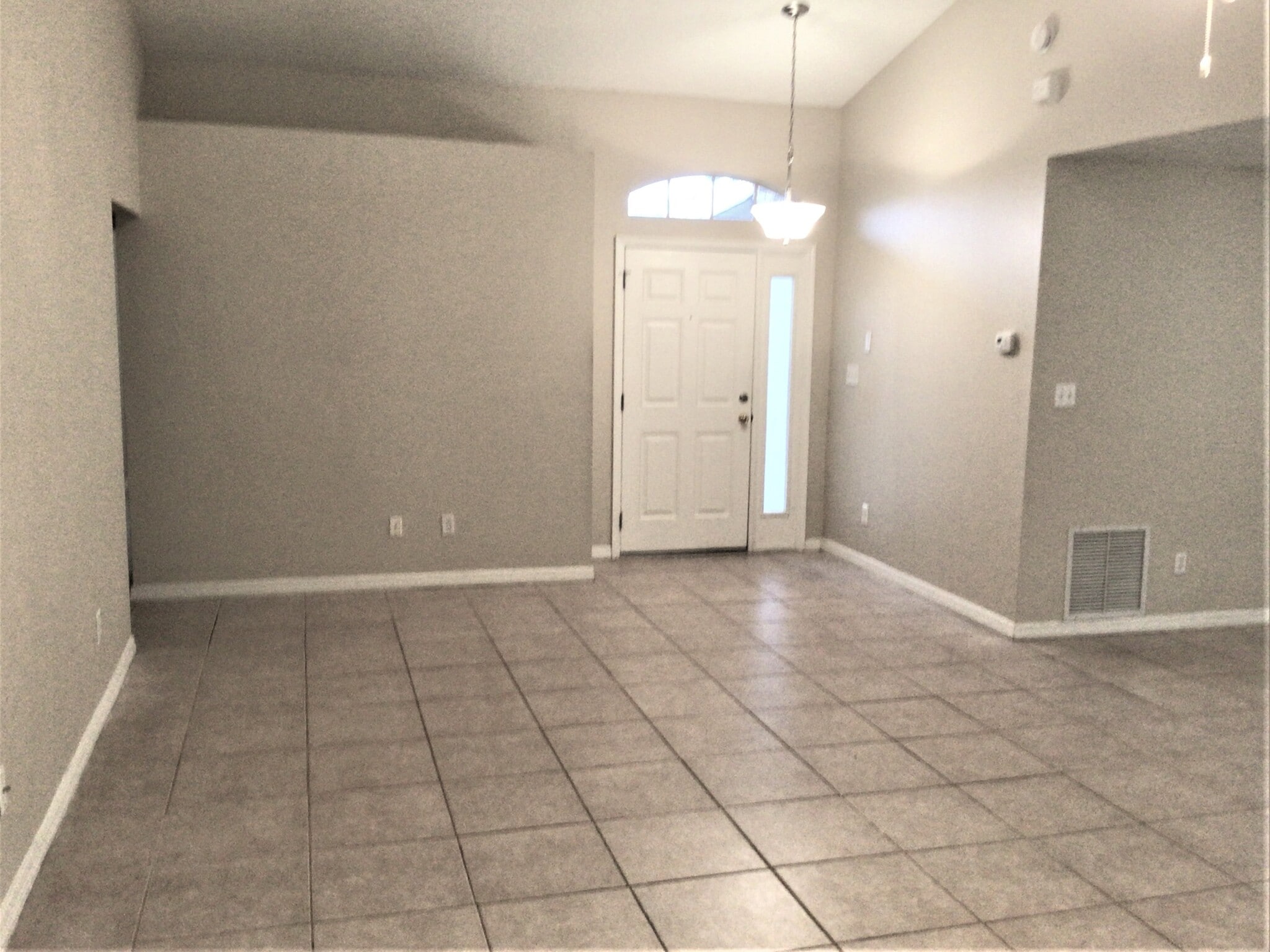 Building Photo - 821 Park Trail Dr