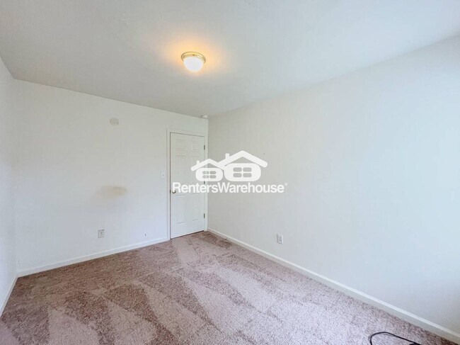 Building Photo - 5623 Rivermill Cir
