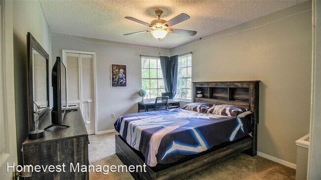 Building Photo - 913 Red Dandy Dr