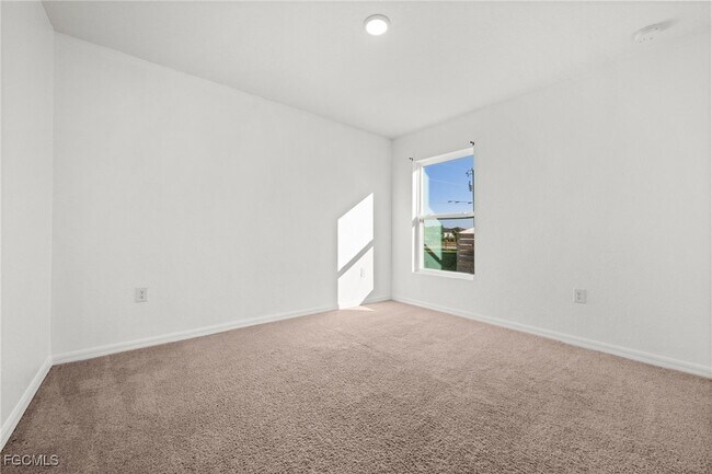 Building Photo - 428 Piedmont St