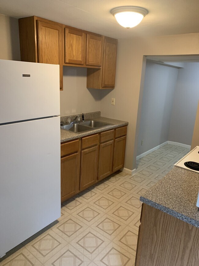 Building Photo - North