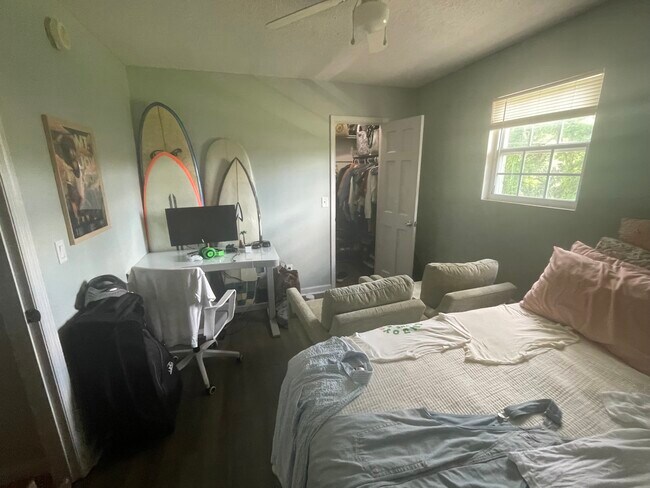 Building Photo - 507 Stinson Dr