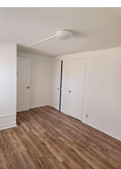 Building Photo - 121 Cozy Lake Rd