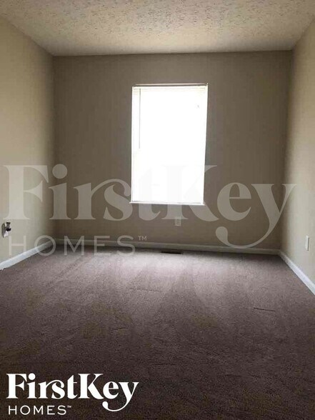 Building Photo - 2420 Ashpoint St