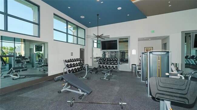 Building Photo - 8168 Sternway Rd