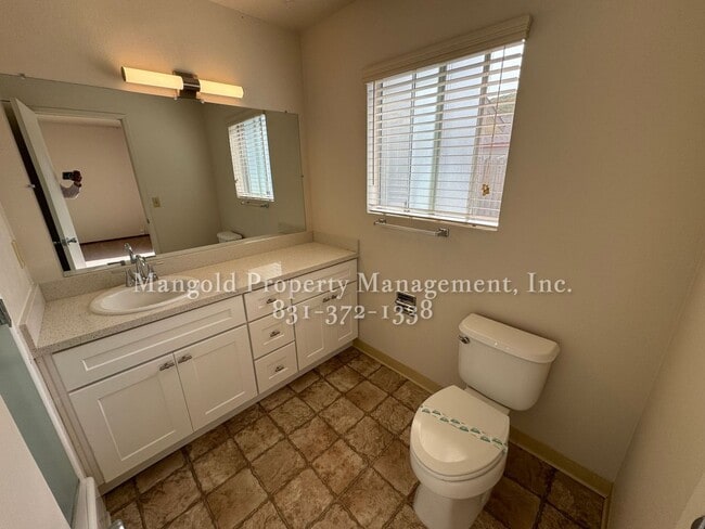 Building Photo - Remodeled 4BR Home with Bonus Room, Fireplace, Yard & 2-Car Garage