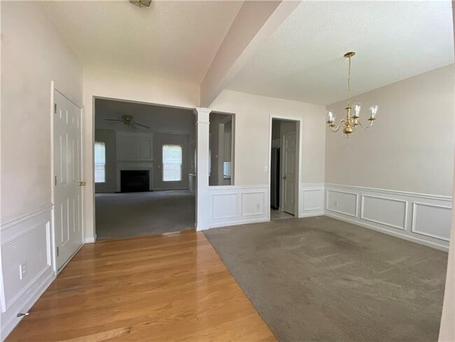 Building Photo - 5454 Medlock Corners Dr