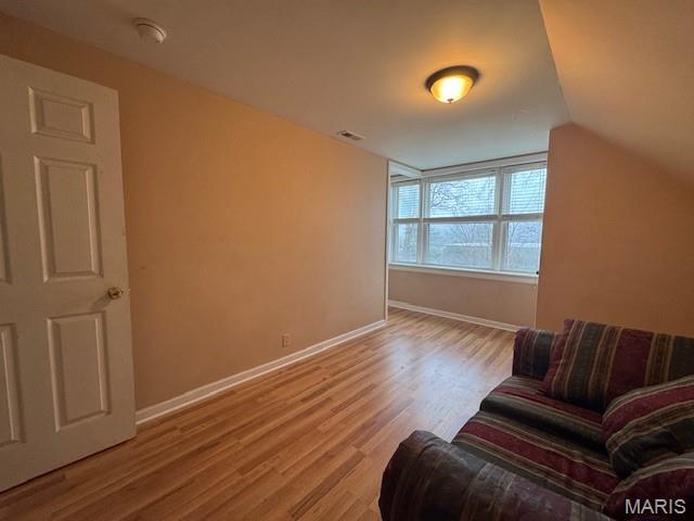 Building Photo - 9012 Eden Ave