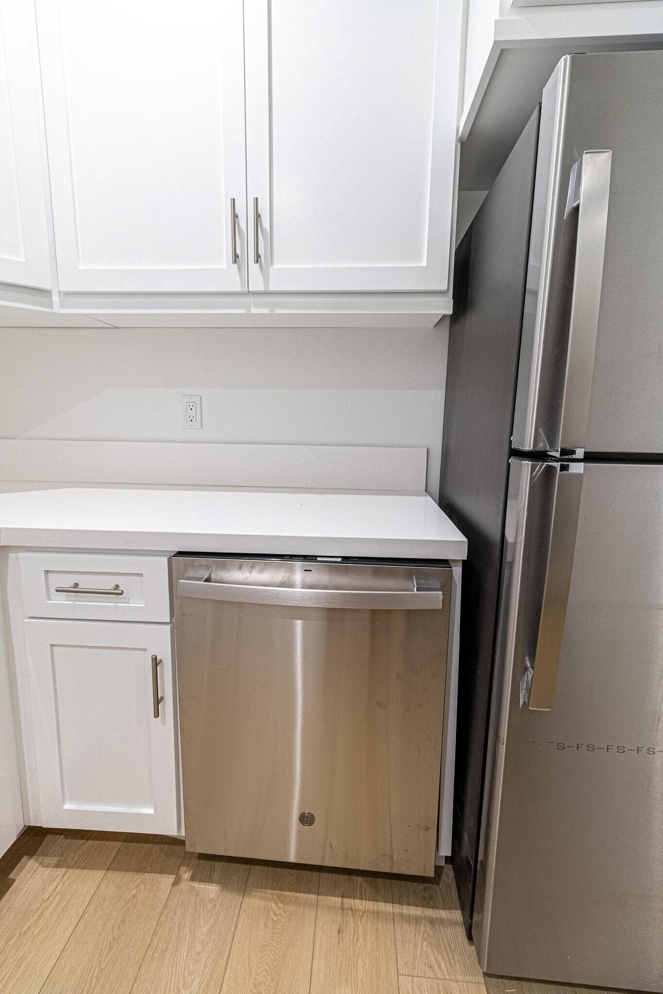 Building Photo - 3672 W Imperial Hwy