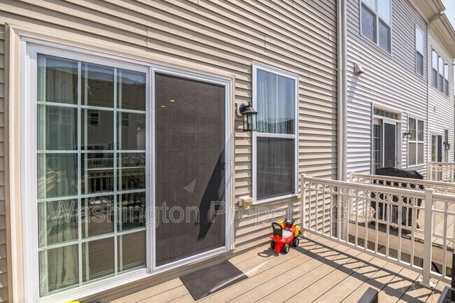 Building Photo - 4238 Potomac Highlands Cir