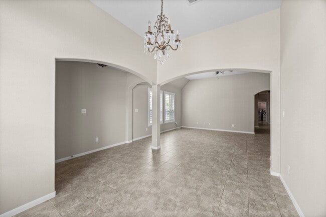 Building Photo - 23831 Villa Lisa Dr