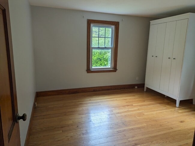 Building Photo - 87 Topsfield Rd