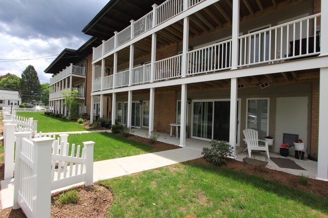 Building Photo - 105 Westgate Dr