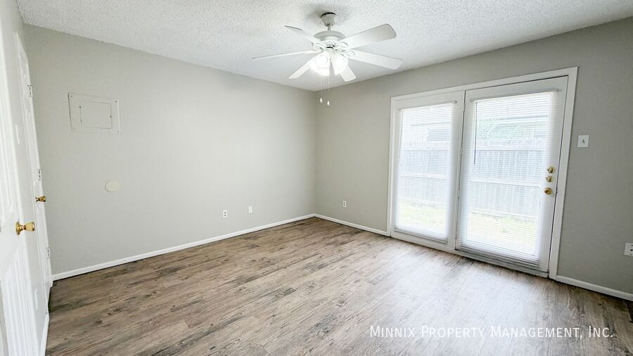 Building Photo - 7303 Avenue X