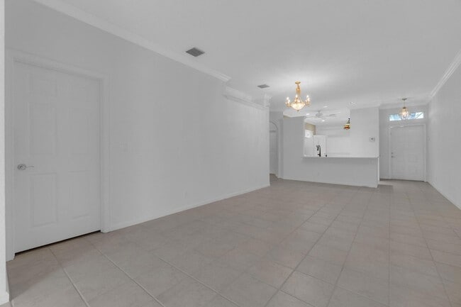 Building Photo - 10664 Royal Caribbean Cir