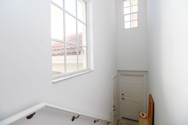 Building Photo - ** BONITA BAY ** BEAUTIFUL 2 PLUS A DEN FU...