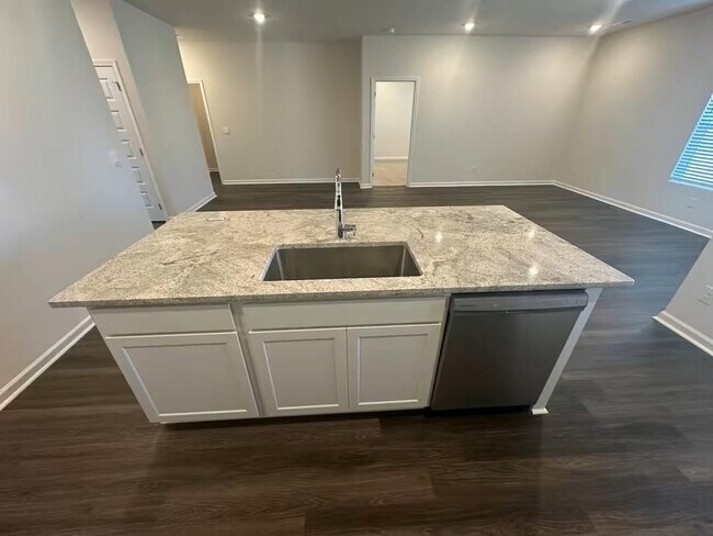 Building Photo - 231 Murphy Ln