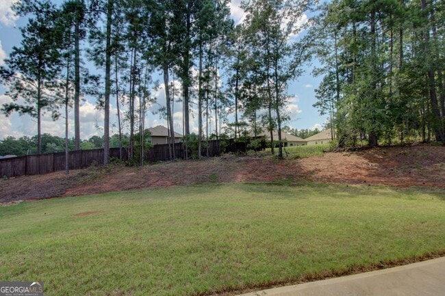 Building Photo - 3617 Chestnut Oak St